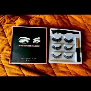 Magnetic eye lashes with eye liner